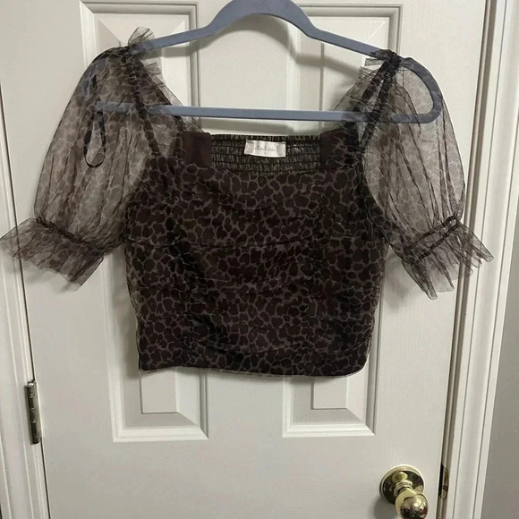 Altar’d State Puff Sleeve Brown Animal Print Smocked Crop S - Picture 1 of 5
